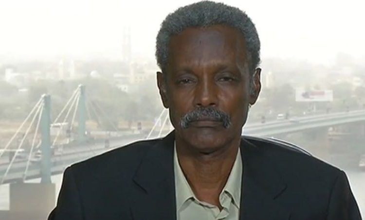 عضو بالحزب الشيوعي ينتقد سياسات الحكومة الاقتصادية