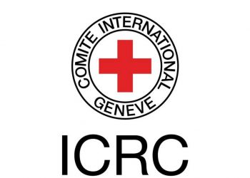 السودان يبحث مع الصليب الأحمر تدفقات اللاجئين