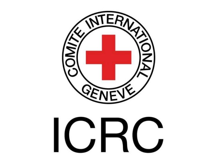 السودان يبحث مع الصليب الأحمر تدفقات اللاجئين