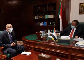 وزير الصحة يطلع حمدوك على اسباب ازدياد حالات الاصابة بكورونا