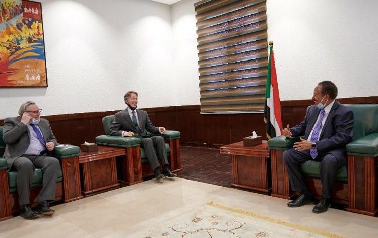 حمدوك يمتدح دور المملكة المتحدة الداعم لحكومة الفترة الانتقالية