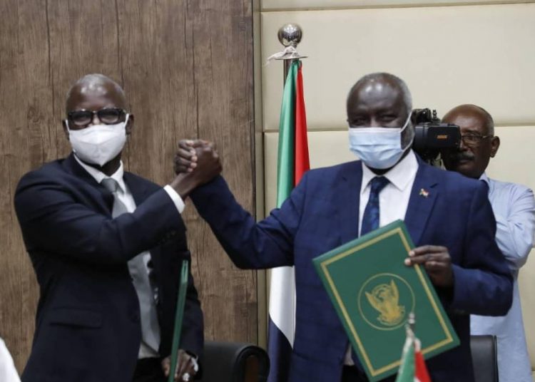 الحكومة والبنك الدولي يوقّعان اتفاقية بـ 390 مليون دولار لبرنامج ثمرات.