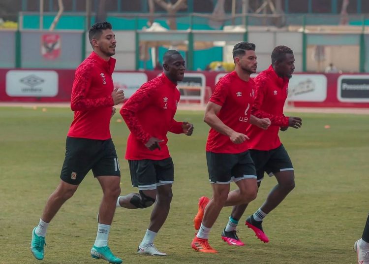 24 لاعبا في قائمة الأهلي المصري لملاقاة المريخ السوداني