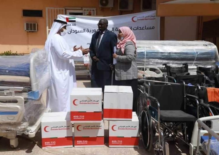 معدات طبية من الإمارات لمستشفى أحمد قاسم