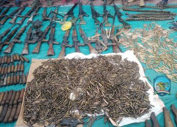 جهاز المخابرات يضبط عدداً من الأسلحة والذخائر بمنطقة جبرة