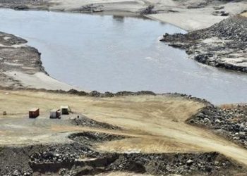 توقيع عقد تأهيل سد بوط بالنيل الازرق