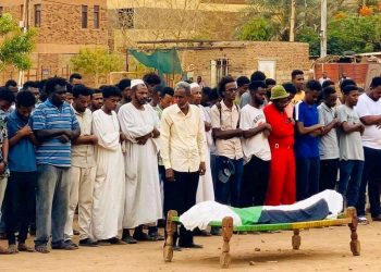 ياسر عرمان: الذين قاموا بإطلاق النار على المدنيين العُزّل يتبعون للقوات المسلحة