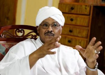 حمدوك يرسل مبادرته لرئيس حزب الأمة مبارك المهدي