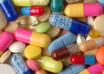 عمال بصندوق الدواء الدائري يستقيلون احتحاجا على ضعف رواتبهم