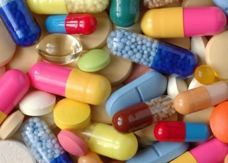 عمال بصندوق الدواء الدائري يستقيلون احتحاجا على ضعف رواتبهم