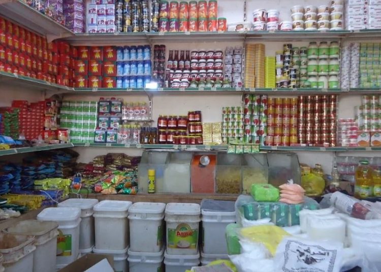 تجار: تسعير السلع يحدث أزمة وغير مجدٍ للمواطن