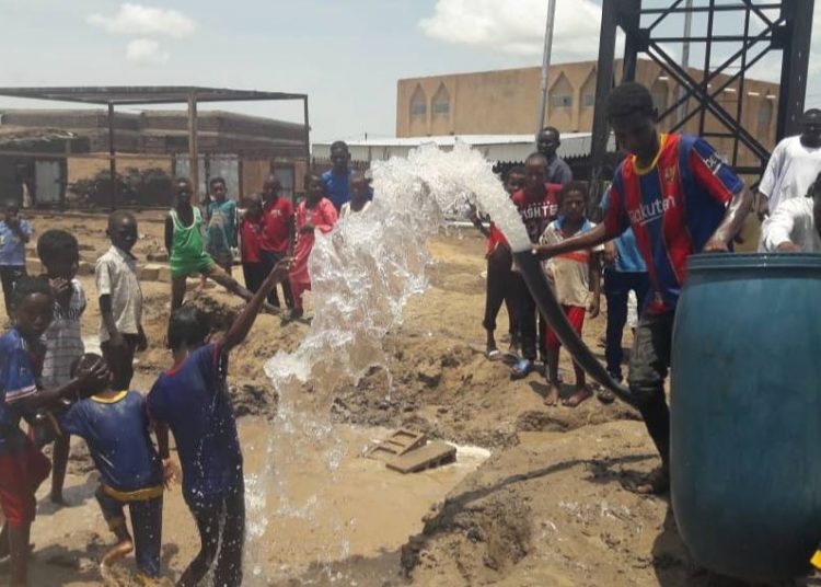 تدشين مشروع سقيا الماء بأبي قوتة