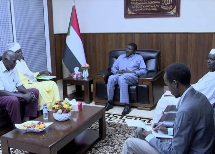 سائقو التاكسي يلتقون بالمجلس السيادي