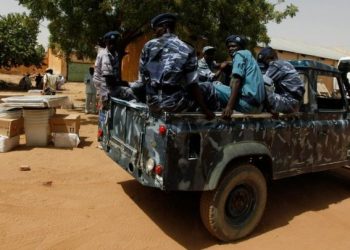 مصرع شرطي وسط الخرطوم إثر طعنة من أجانب