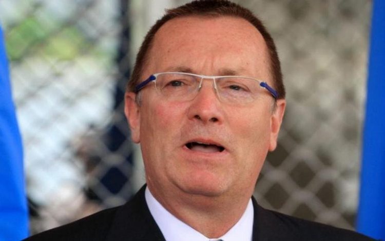 المبعوث الأمريكي يلتقي مع وسائل الإعلام لبحث الوضع في السودان