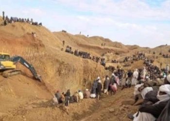 انتشال 32 جثة بعد انهيار منجم ذهب في السودان