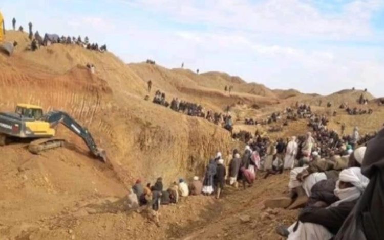 انتشال 32 جثة بعد انهيار منجم ذهب في السودان