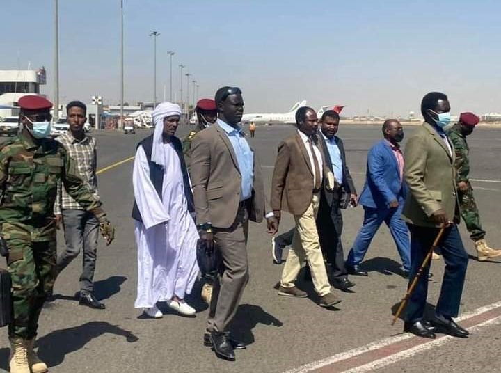 مناوي و الأمين داؤود إلى الفاشر