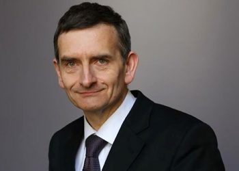 خلاصه المسيره ضد فولكر