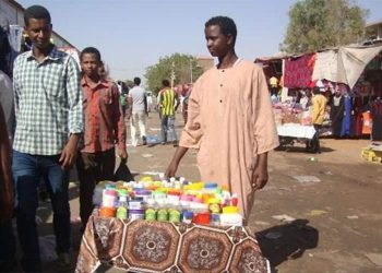 أمر طوارئ بمنع الباعة المتجولين بسوق نيالا