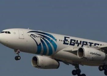 مصر تلزم جميع شركات الطيران التي تسيير رحلات اليها بتقديم بيانات مسبقة عن الركاب قبل إقلاع الطائرات