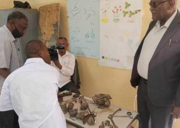 والي الجزيرة يتفقد مدرسة الإعاقة الذهنية بودمدني