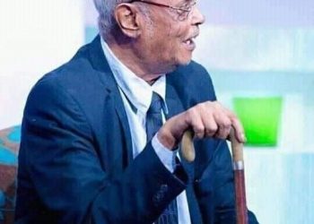 ثريا السر قدور: والدي كويس و يعاني التهاب في القولون العصبي