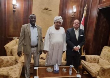 اتحاد الكرة يبحث مع السفارة المصرية عددا من الموضوعات