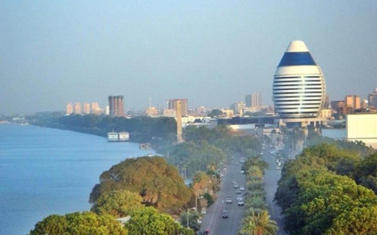 الخرطوم تشيد برغبة إريتريا في حل الأزمة السودانية