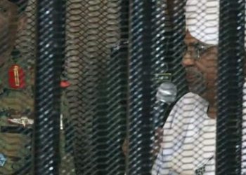 انسحاب هيئة الاتهام في بلاغ البشير وهارون وطه والفاتح عزالدين