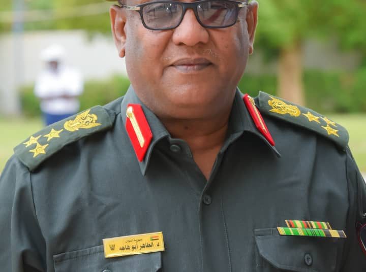 نقد المستشار الإعلامي لرئيس مجلس السيادة، العميد الطاهر أبو هاجة بوضع التلفزيون السوداني