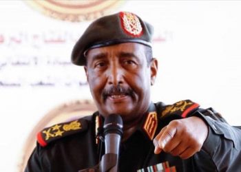 البرهان يبرم اتفاقا مع بعض قادة الدعم السريع للإطاحة بحميدتي