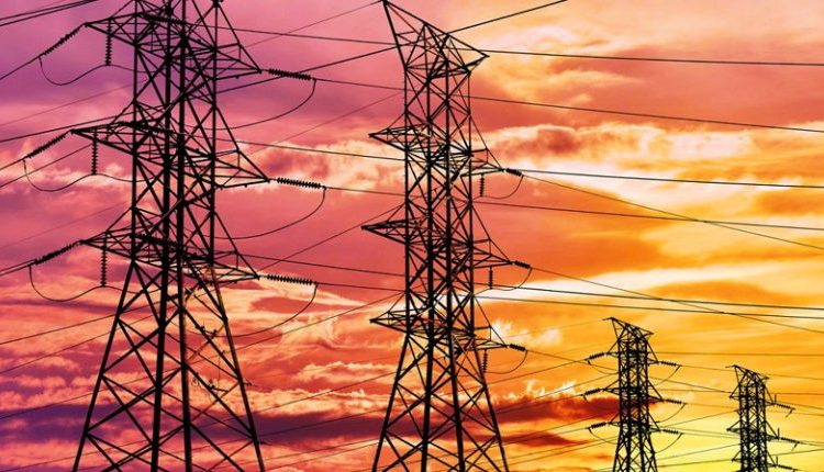 يحذر الخبراء من الانهيار لقطاع الكهرباء