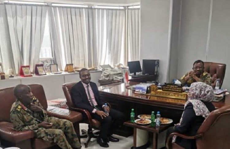 رئيس مفوضية حقوق الإنسان يلتقي مدير الادارة العامة للقضاء العسكري