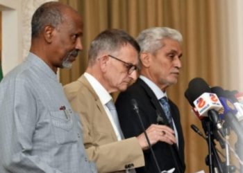 الآلية الثلاثية : “رفع الطوارئ و الإفراج عن المعتقلين خطوات إيجابية لتهيئة الظروف”