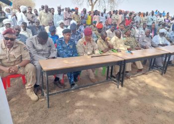 والي شرق دارفور يتفقد منطقة اللادوب