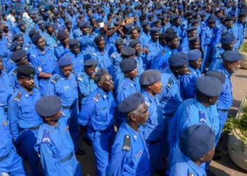 قرار إعادة منسوبي الشرطة السابقين يدخل حيّز التنفيذ