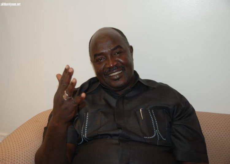 خميس عبدالله ابكر يرأس إجتماع لجنة الأمن بشأن أحداث كلبس