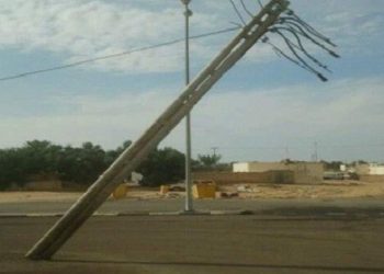 سقوط 10 اعمدة كهربائية بودمدني