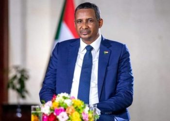 دقلو يؤكد دور الجامعات في تحقيق السلام و الاستقرار