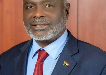 جبريل يؤكد حرص واهتمام الدولة بتطوير وتحديث قطاع التعدين