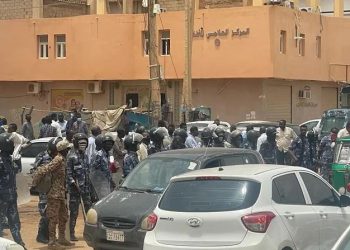 الإخوان يهاجمون مقر نقابة المحامين السودانيين