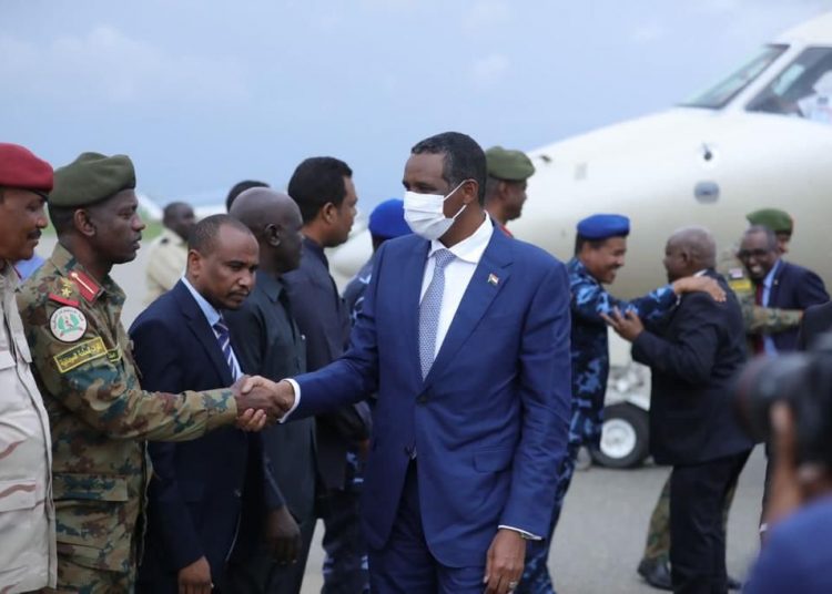 دقلو يعود إلى البلاد بعد زيارة إلى تشاد