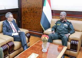 لقاء بين ياسر العطا و فولكر بيرتس