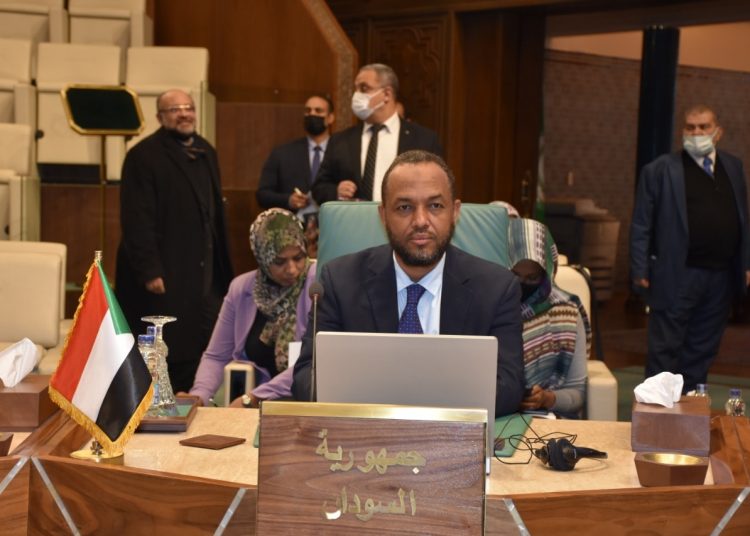 تصريحات وزير الصحة حول رسوم على  خدمات العلاج المجاني