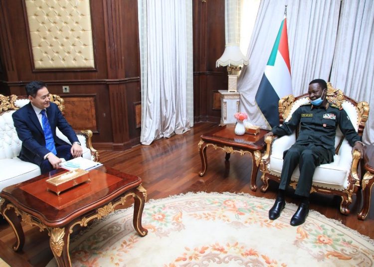 القاء بين كباشي و المبعوث الصيني الخاص