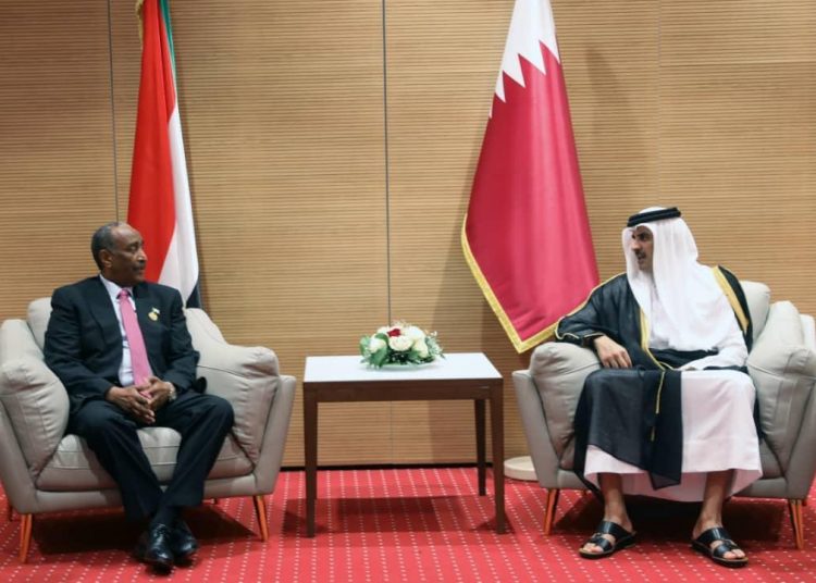 رئيس مجلس السيادة يلتقي أمير دولة قطر