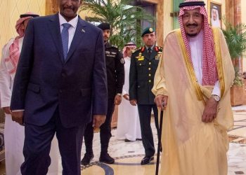 البرهان يشيد بمتانة العلاقات السودانية السعودية