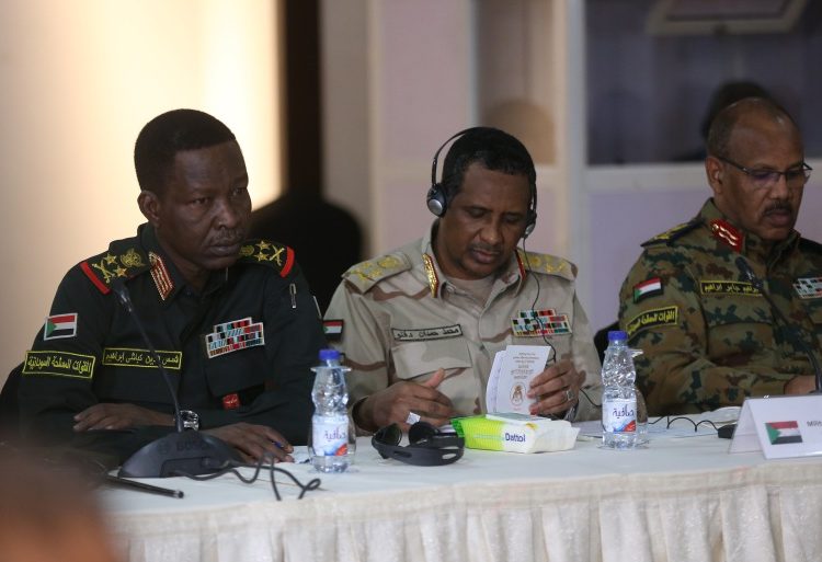 موقع يكشف عن ”الإعلان السياسي” المتوافق عليه بين العسكريين والمدنيين ..تحميل ملف وثيقة التسوية