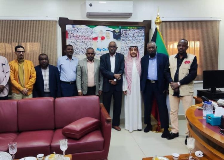 والي النيل الابيض يلتقي سفير دولة الكويت بالسودان